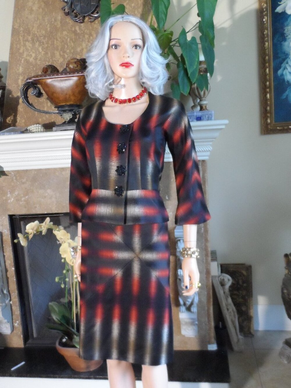 Carolina Herrera Black Red Metallic Geometric Print Skirt Suit Size 8